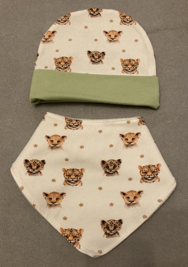 0-3 month hat and bib set (wild cat) - main product image