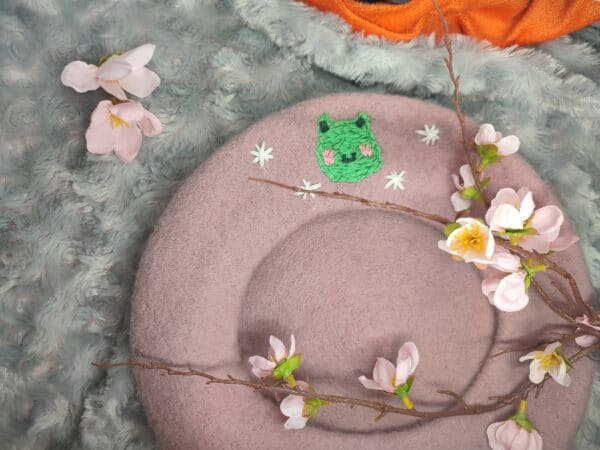 Hand embroidered froggy hat - product image 2