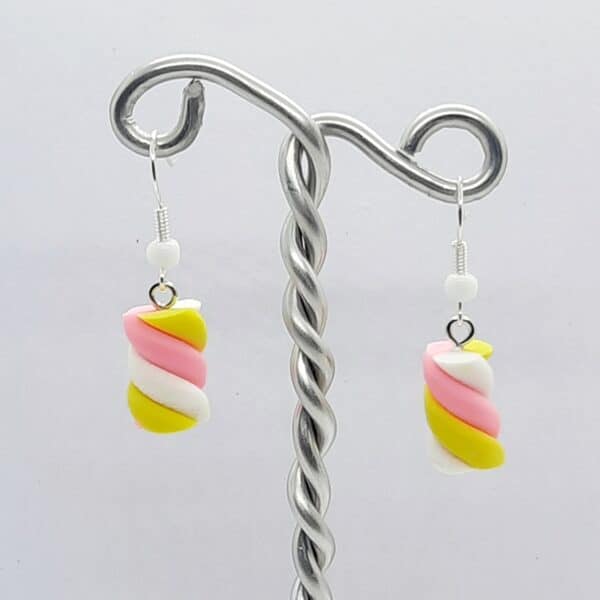 Marshmallow earrings- White - main product image