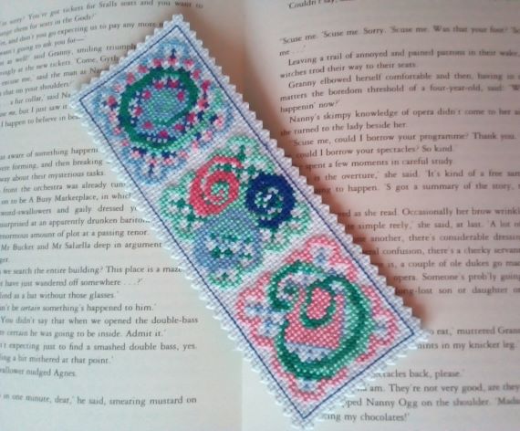 Swirl Pattern Cross Stitch Bookmark – Book Lovers Gift, Reading Gift, Birthday Gift, Book Gift - main product image