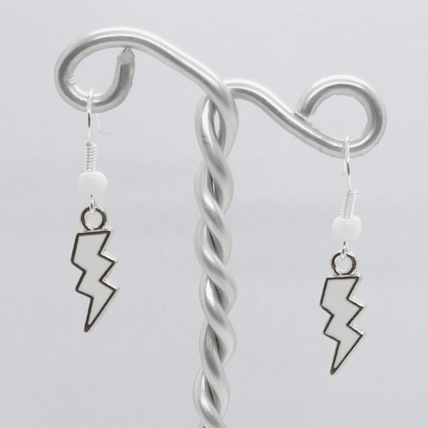 Earrings – White lightning strike - main product image