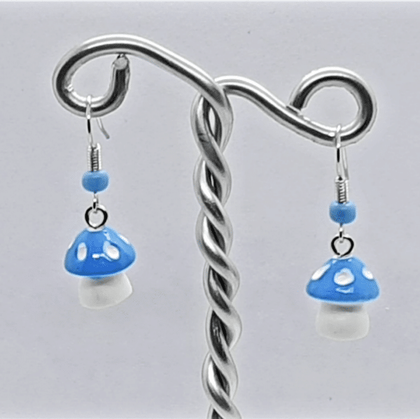 Toadstool earrings – Blue - main product image