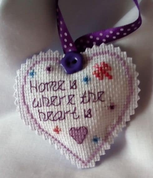 Home Is Where The Heart Is, Hanging Heart, Pocket Hug – Lilac - main product image