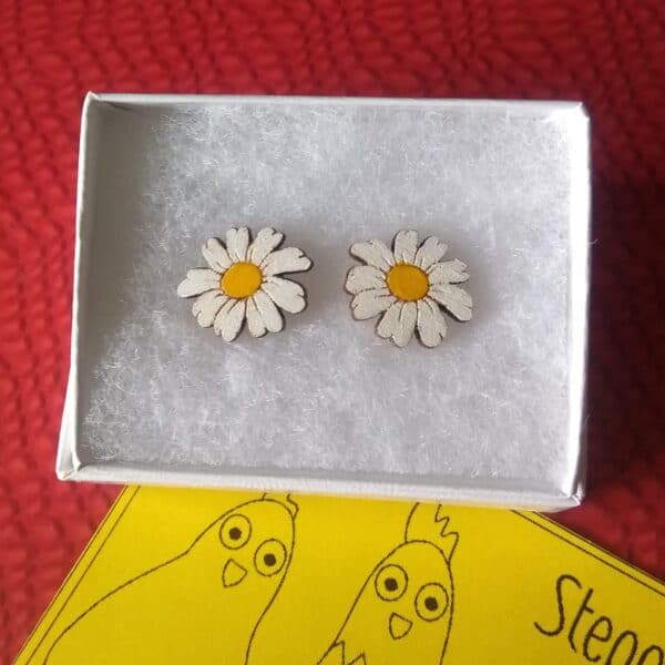 Spring daisy earrings | Hand painted flowers - main product image