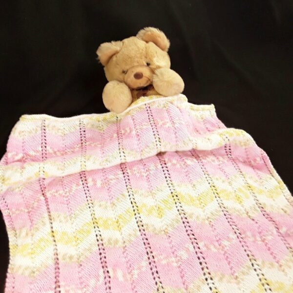 Hand knitted baby pram blanket – baby pink chevron – baby Afghan – pram cover - product image 3