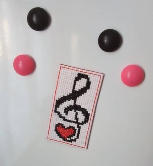 Treble Clef & Heart Music Themed Fridge Magnet - main product image