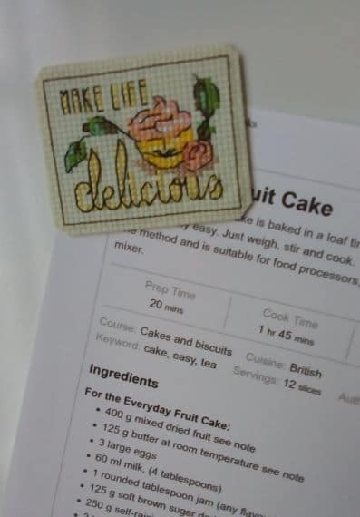 Make Life Delicious, Cup Cake Fridge Magnet, Cross stitch - product image 2