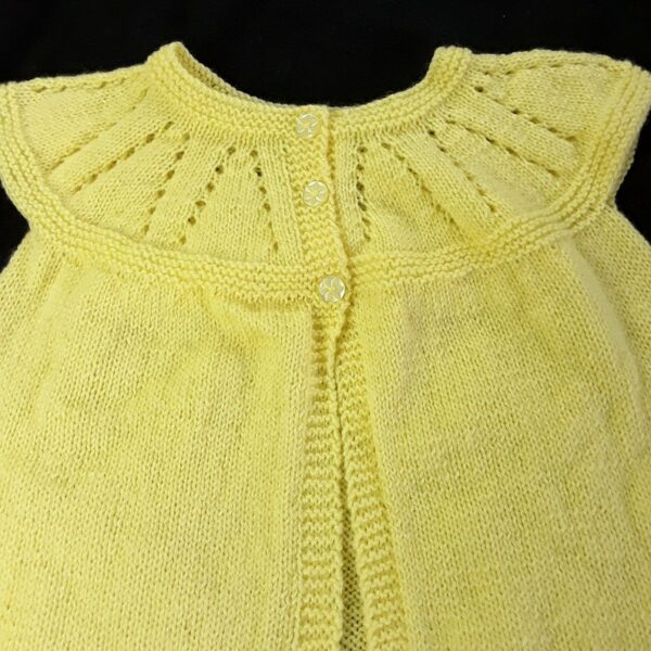 Girls sleeveless cardigan hand knitted in yellow – 4 – 5 years - product image 3