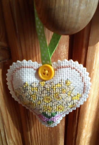 Bunch of Daffodils Heart, Cross Stitch Padded Heart - product image 2