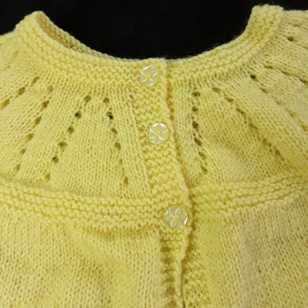 Girls sleeveless cardigan hand knitted in yellow – 4 – 5 years - product image 4