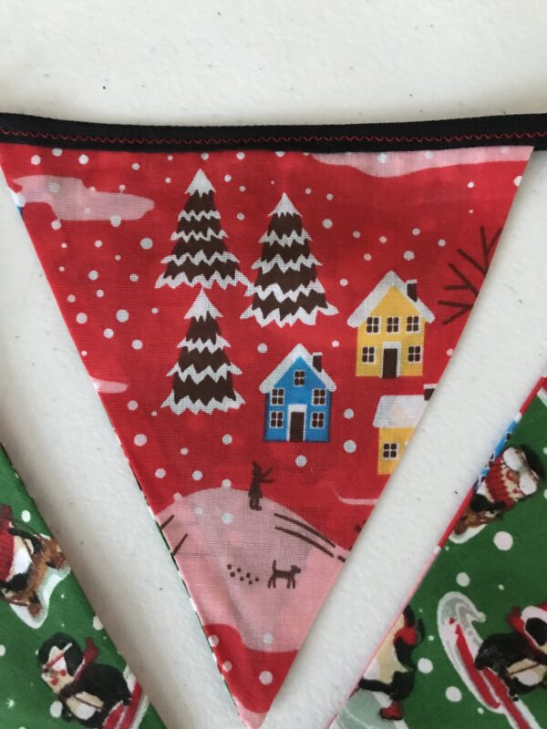 Snow Scene and Penguin Christmas Bunting - product image 2