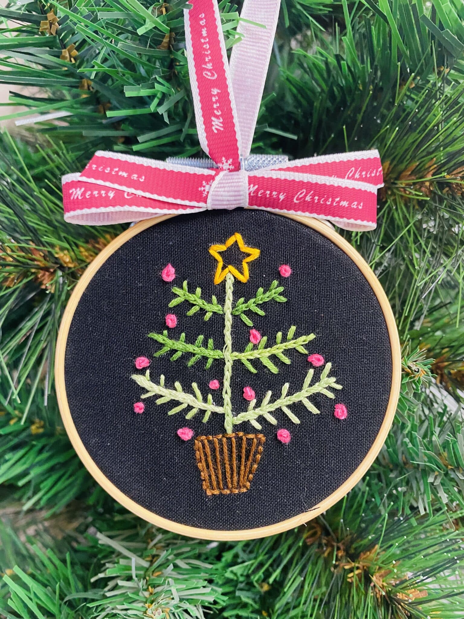 Embroidered Hanging Decoration – Christmas Tree - main product image