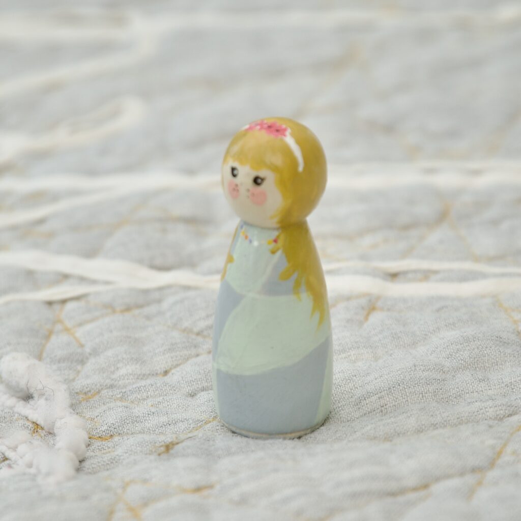 ESME WOODEN PEG DOLL WITH LINEN BAG