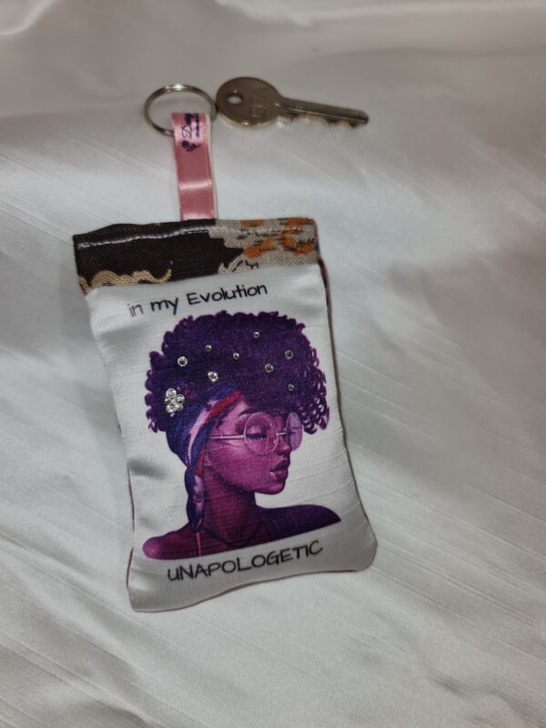 Lavender filled keyring black woman - product image 2