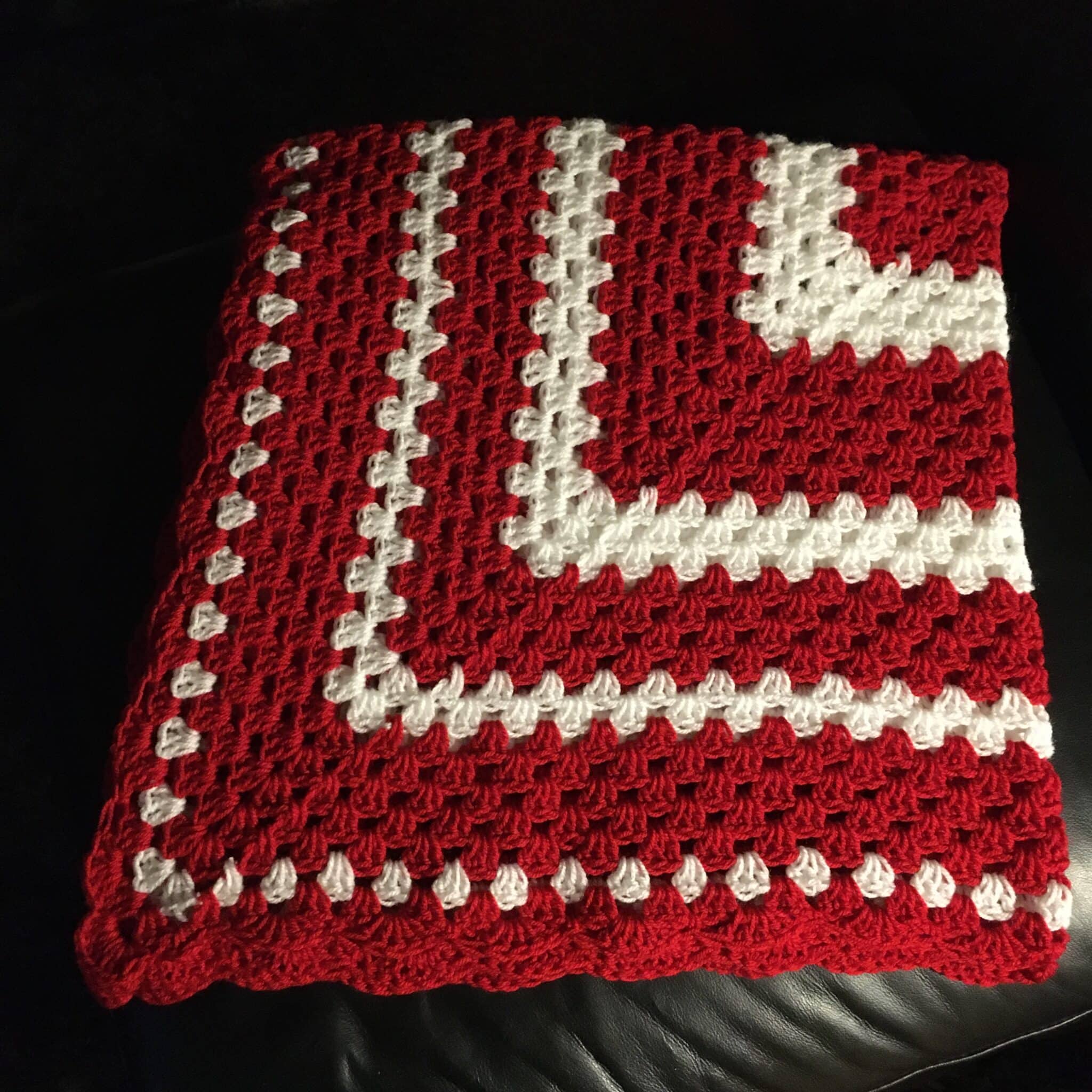 Red and white baby blanket cheap