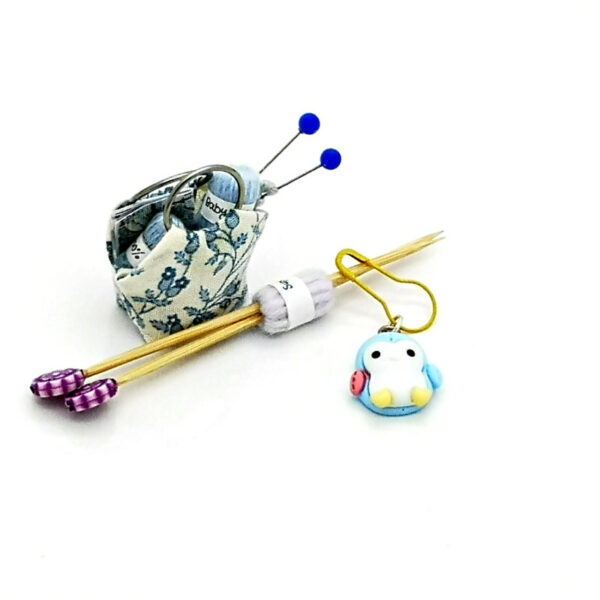 Resin Penguin Stitch Marker - main product image