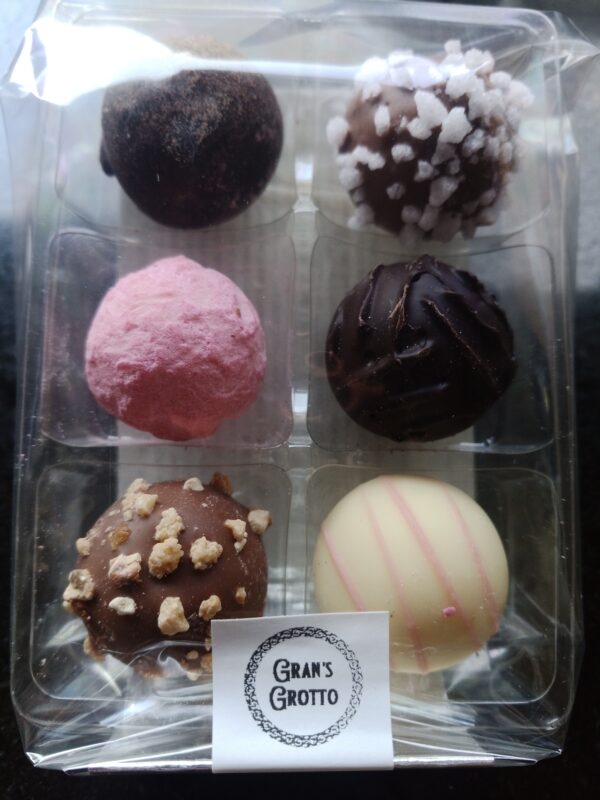 Assorted Luxury English Chocolates + Alcohol (ALECA) - product image 3