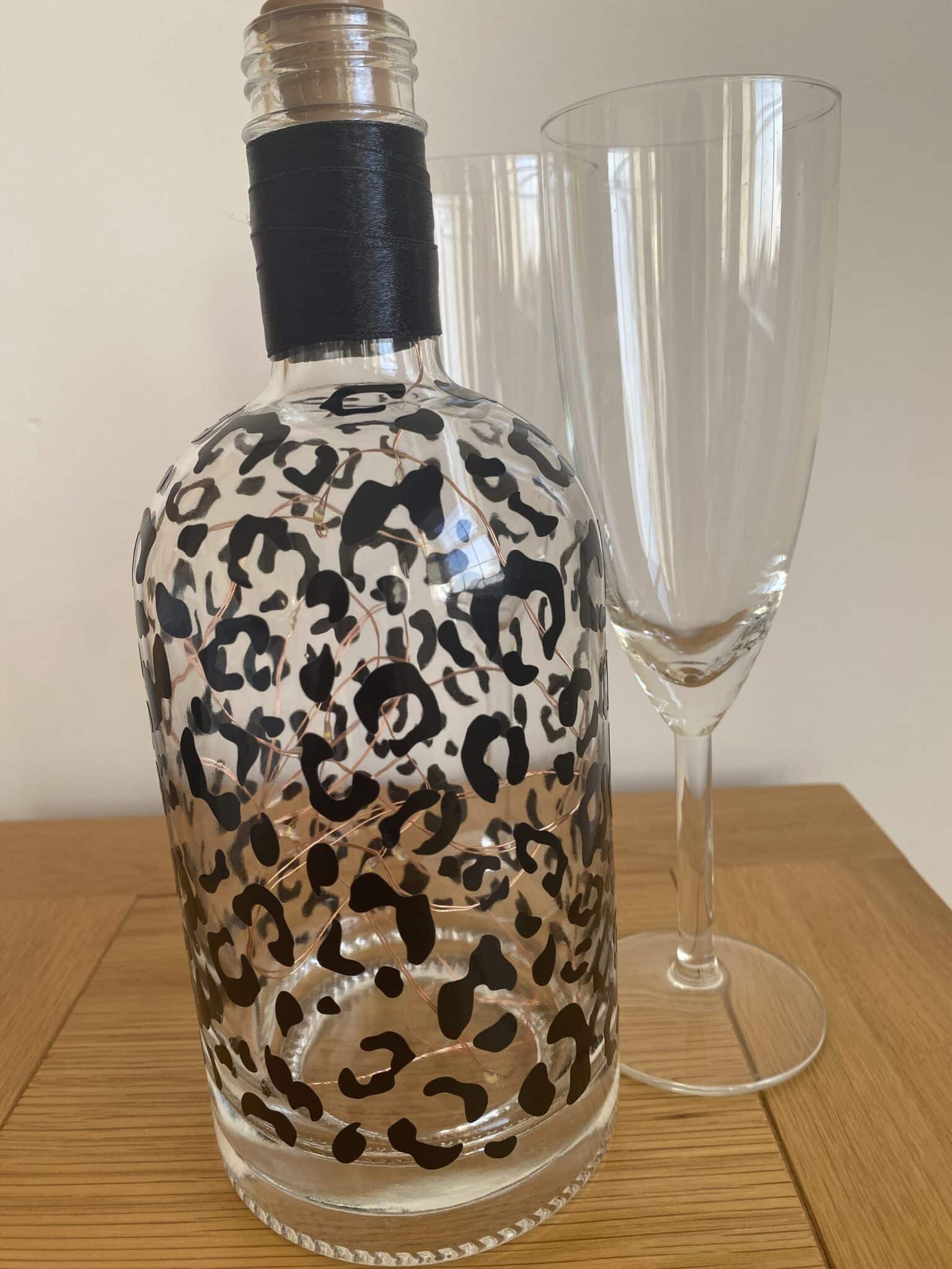 Light Up Bottle – Leopard print design - main product image