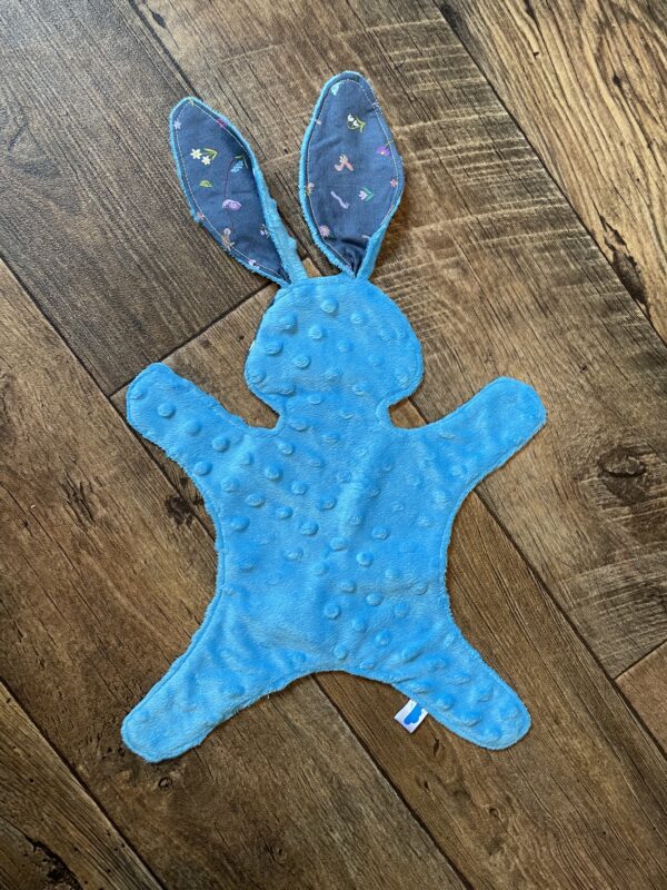 Snuggly Blanket Bunny – Springtime blue - product image 2