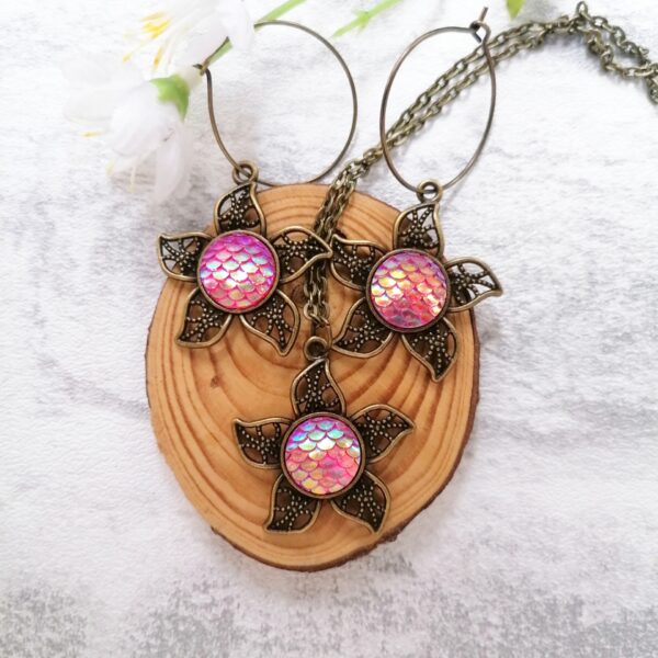 Hot Pink Necklace Set - main product image