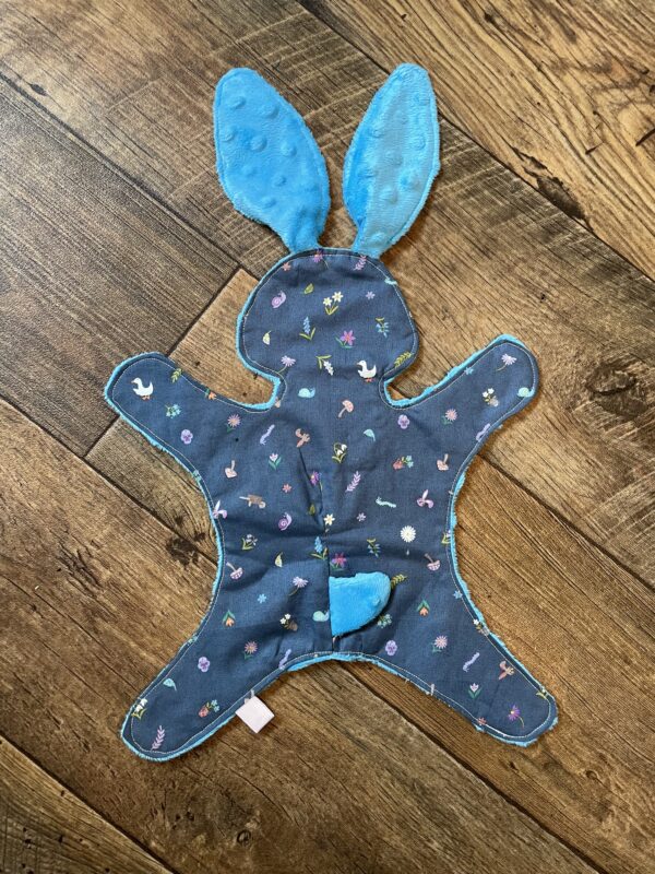 Snuggly Blanket Bunny – Springtime blue - product image 3