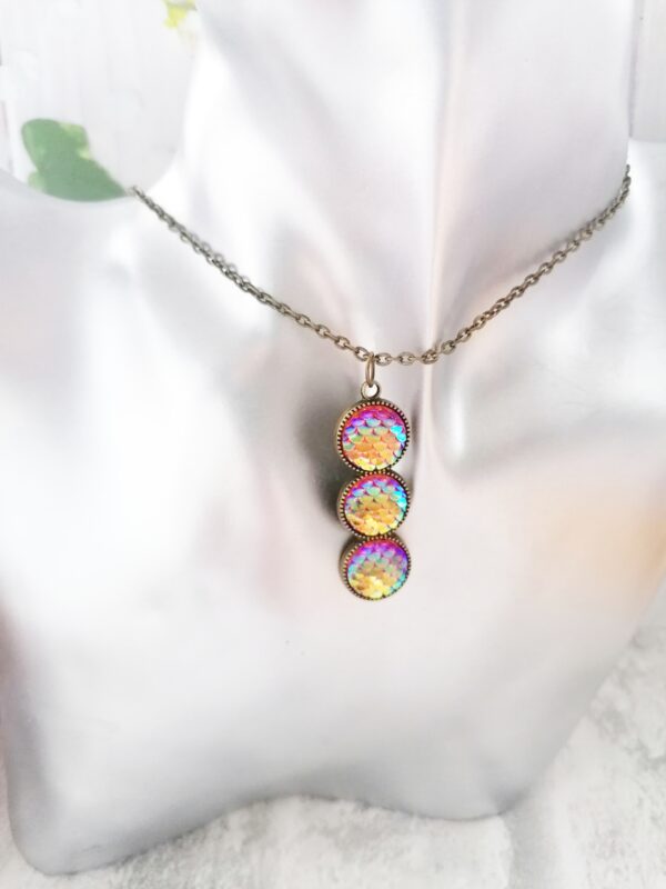 Mermaid Scale Triple Drop Necklace - product image 3