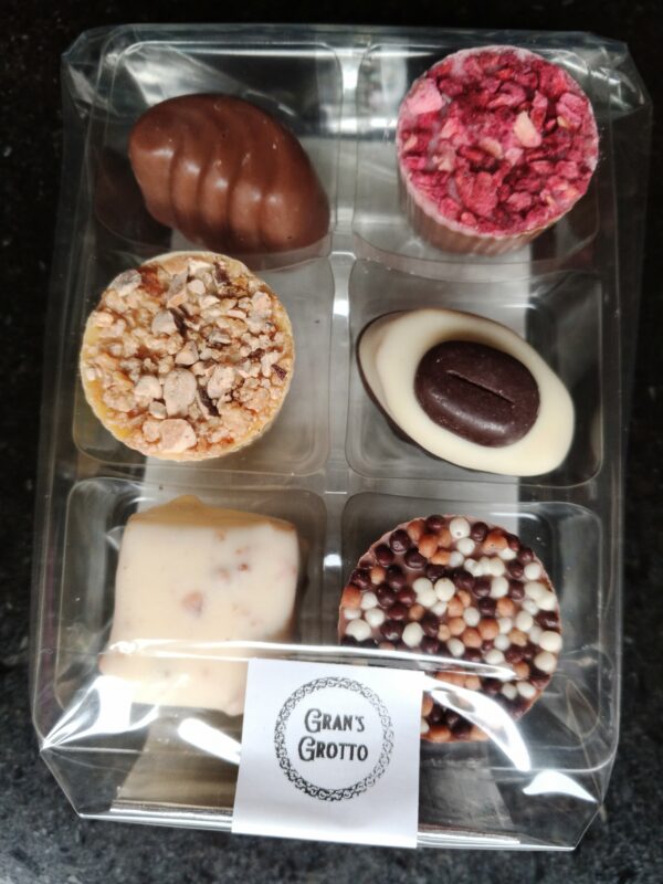 Assorted Luxury English Chocolates – No Alcohol (ALECNA1) - product image 4