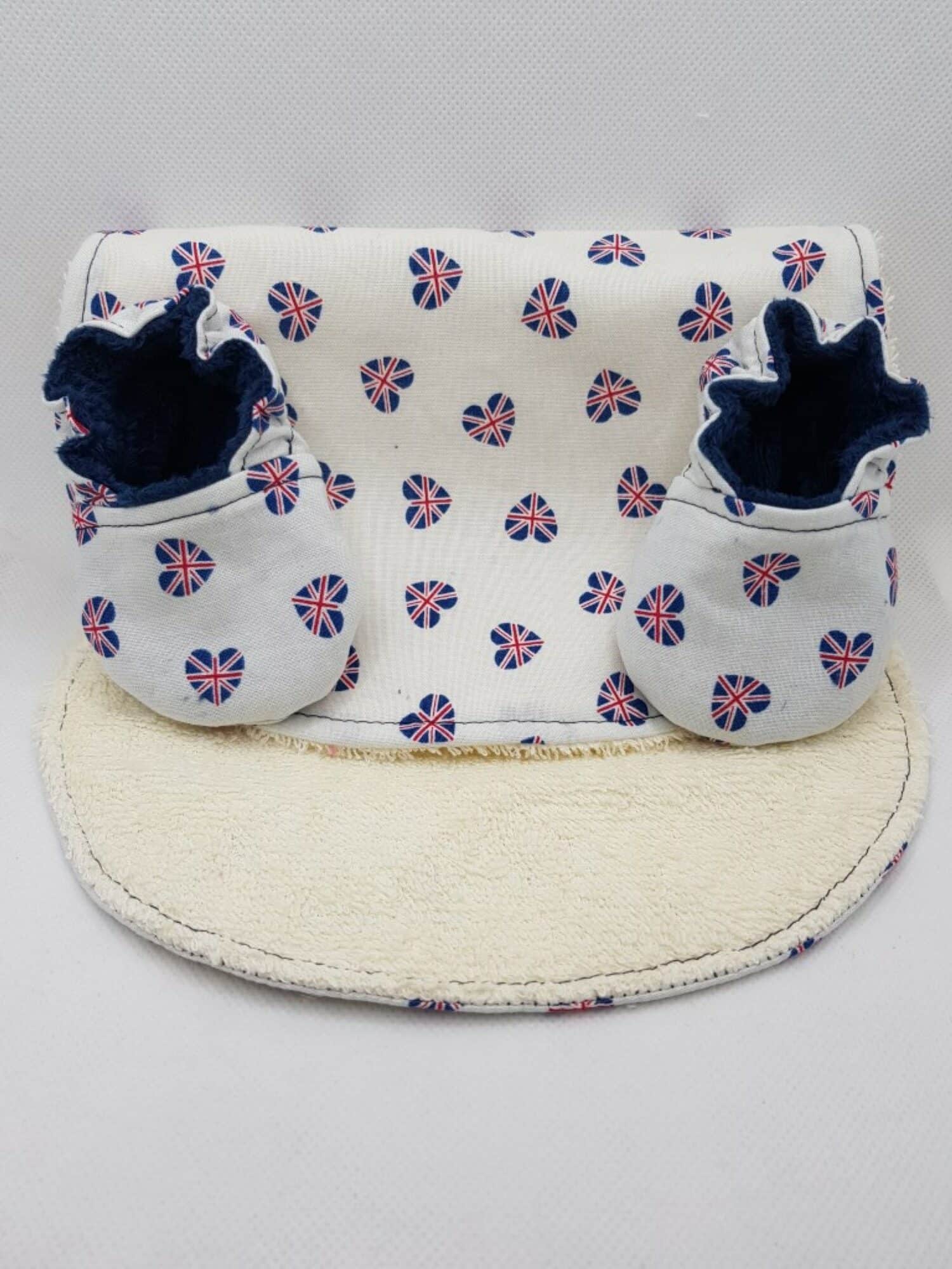 Baby crib shoes and burp cloth set-. ‘Union Jack Hearts’ cream: (9.5cm / Newborn) - main product image