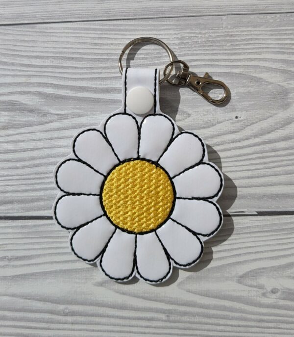 Lovely Daisy Keyring - main product image