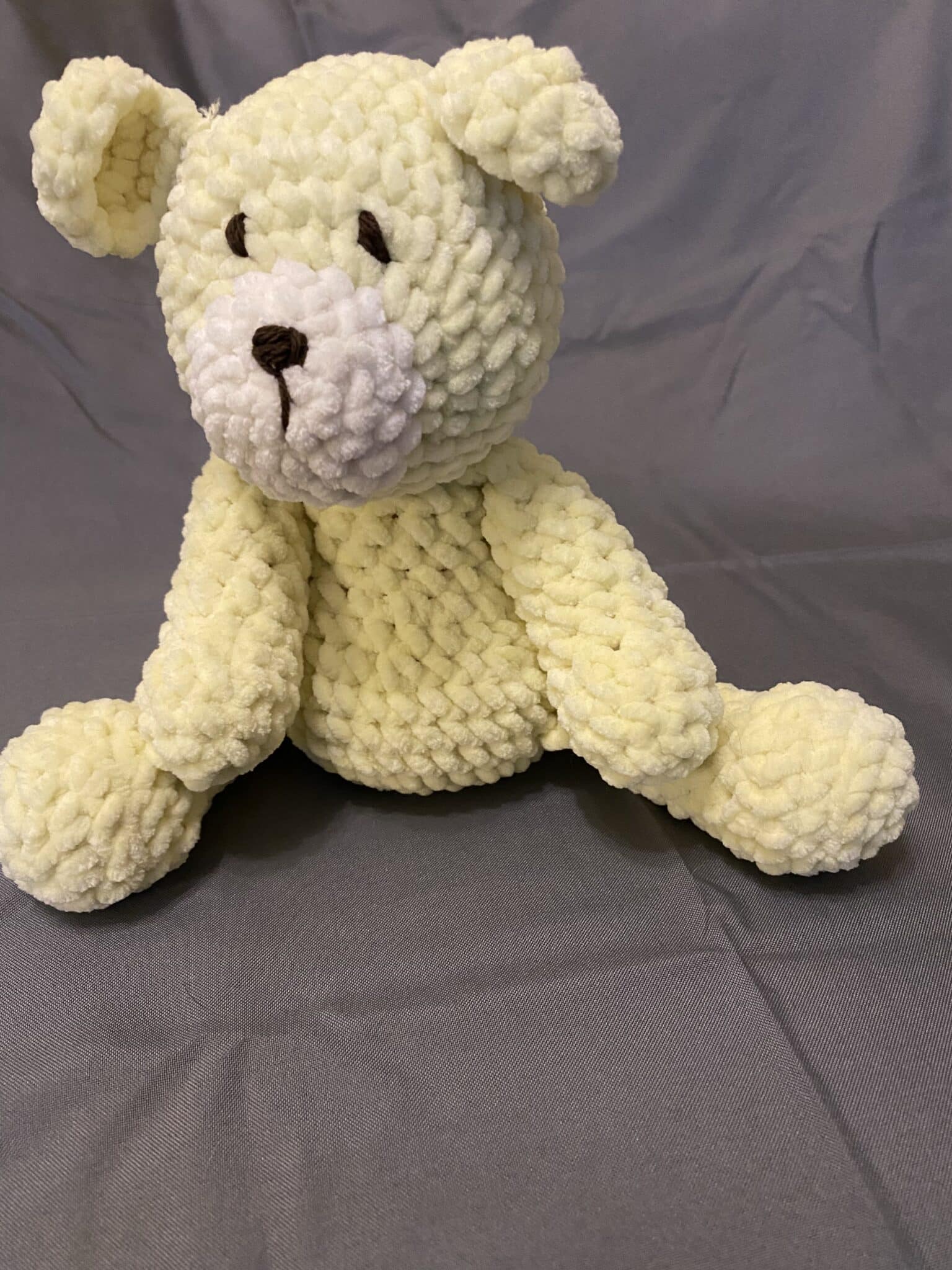 Medium plushie Teddy - main product image