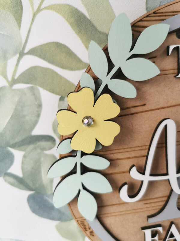 Personalised Wood Family Name Plaque Round Hanging Sign Customised Floral Decoration Home Gift - product image 3