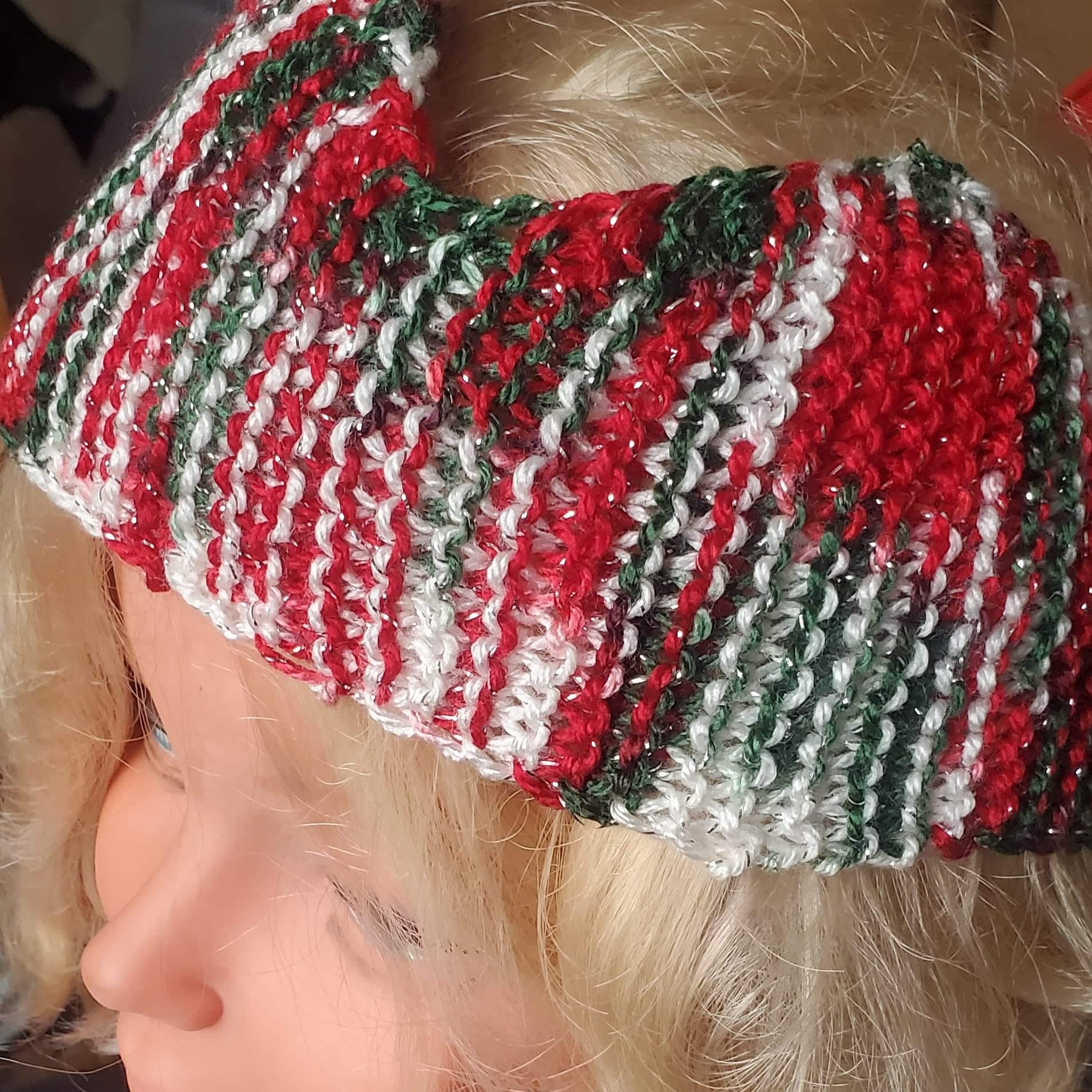 Christmas Crowns, knitted to order. - main product image