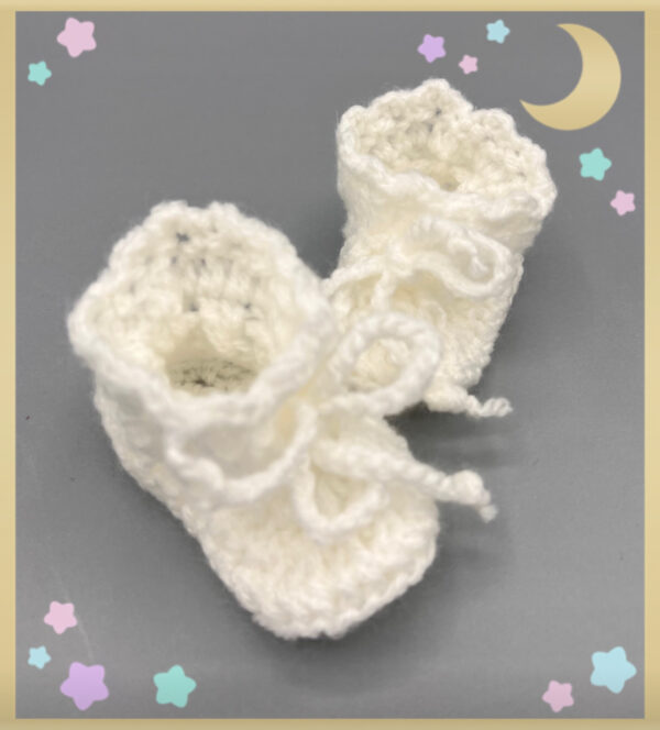Hand crocheted baby set, BabyGift, Baby Shower, Gender Reveal Gift - product image 3