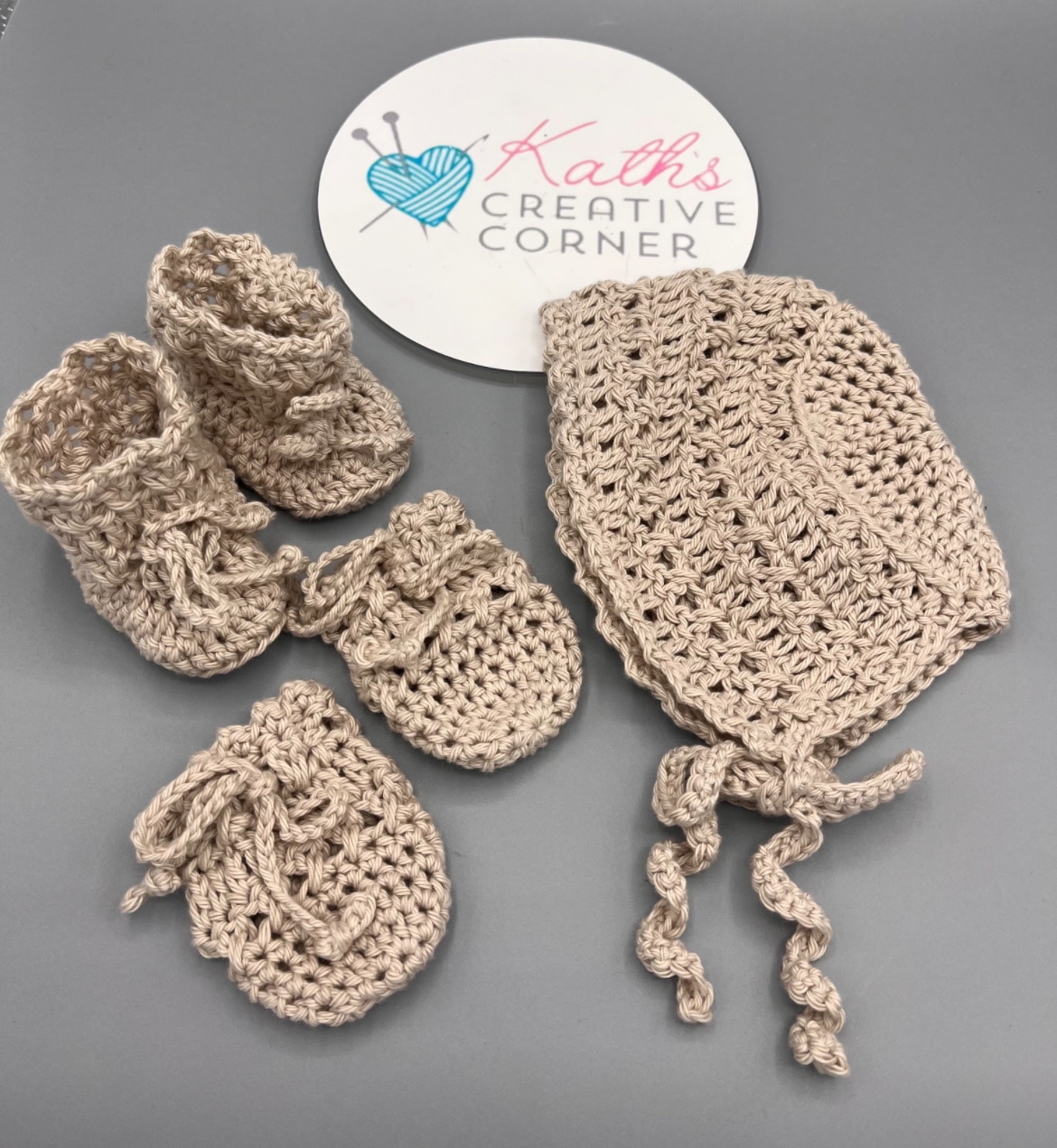 Hand crocheted baby bonnet, mittens and booties set, baby gift, baby shower, gender reveal… - main product image