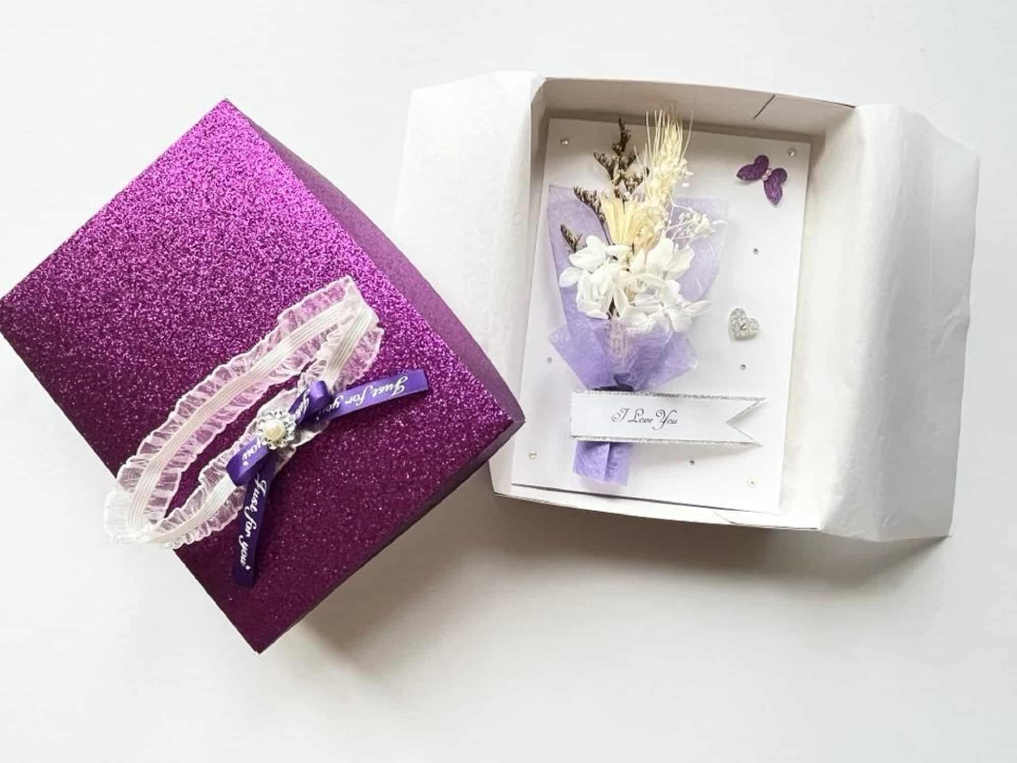 Luxury Personalised Handmade Birthday Card, Mini Dried Flower Bouquet Card with Box C068 - main product image