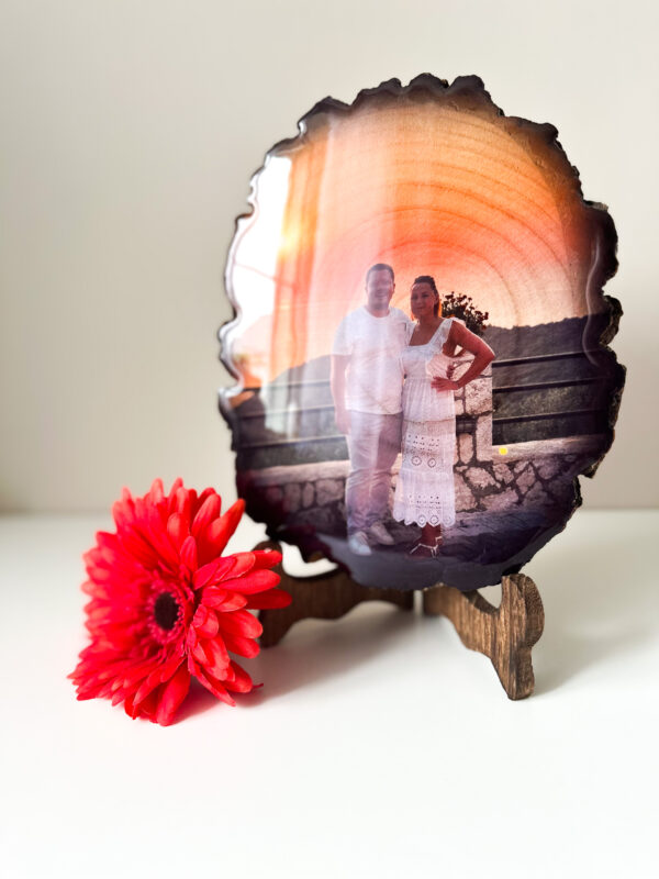 Personalised Large oval photo on wood with glossy resin finish and a stand - product image 4