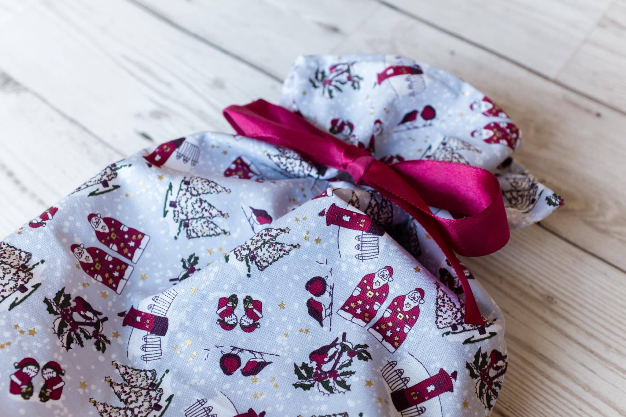 Handmade fabric gift bag - main product image