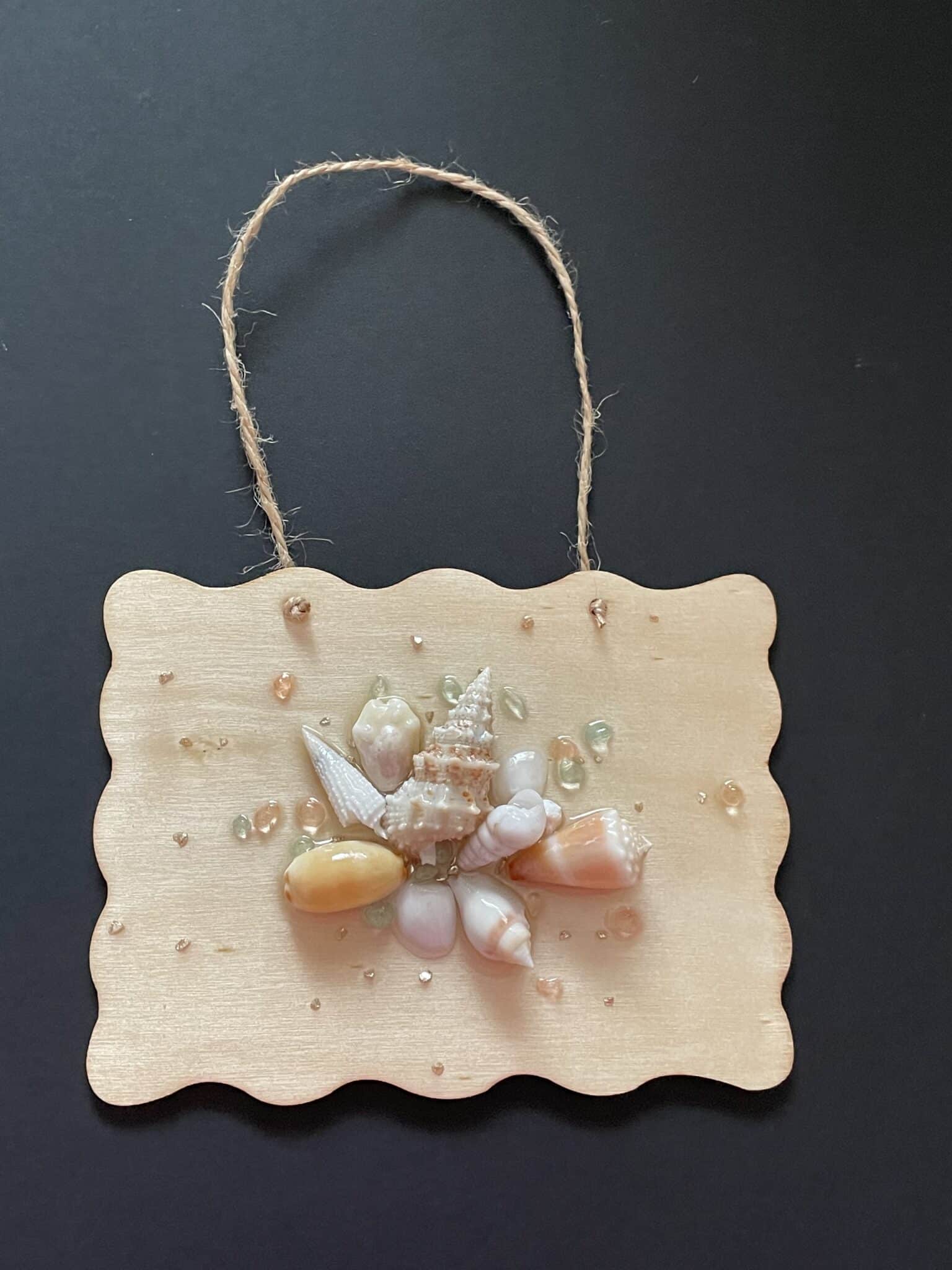 Handmade shell wall hanging - main product image