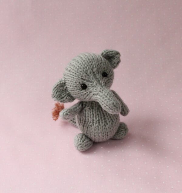 Safari Babies Knitting Pattern - product image 4