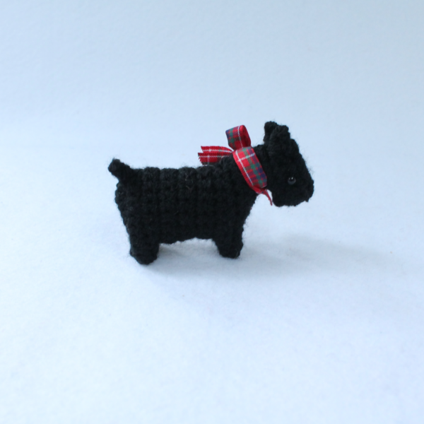 Mini Amigurumi Scottish Terrier - product image 3