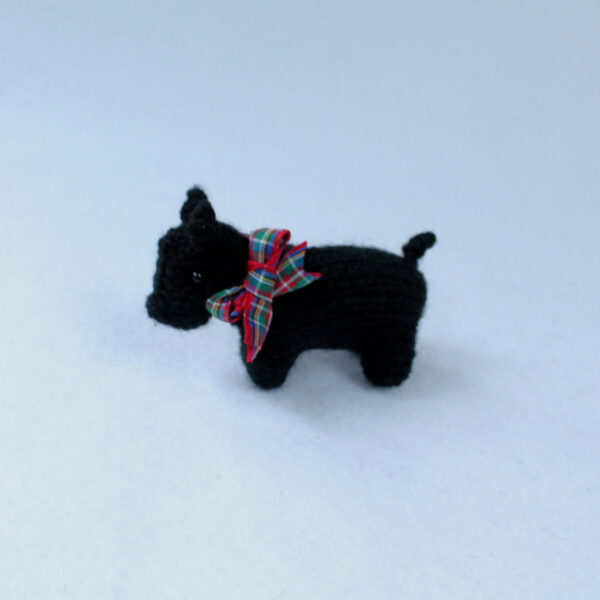 Mini Knitted Scottish Terrier - product image 2