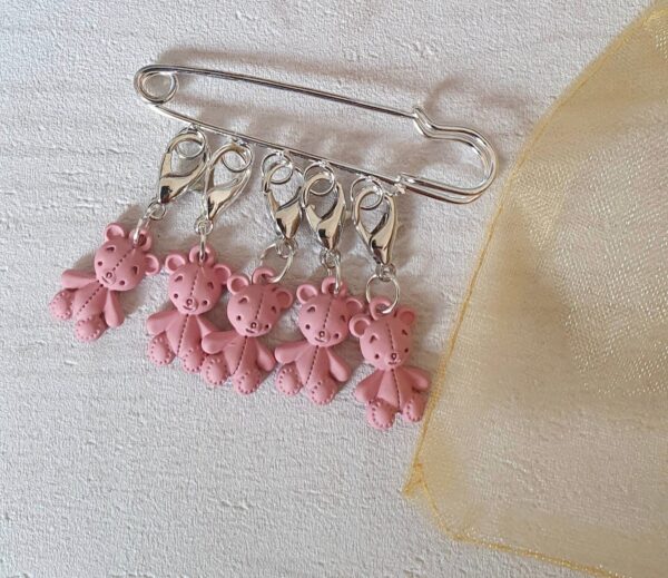 Set of 5 cute bear knitting / crochet stitch markers . Progress markers. Pink, teal or red . - main product image