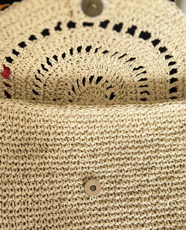 Raffia crochet clutch bag - product image 4