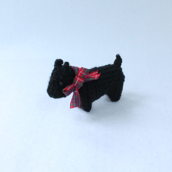 Mini Amigurumi Scottish Terrier - product image 2