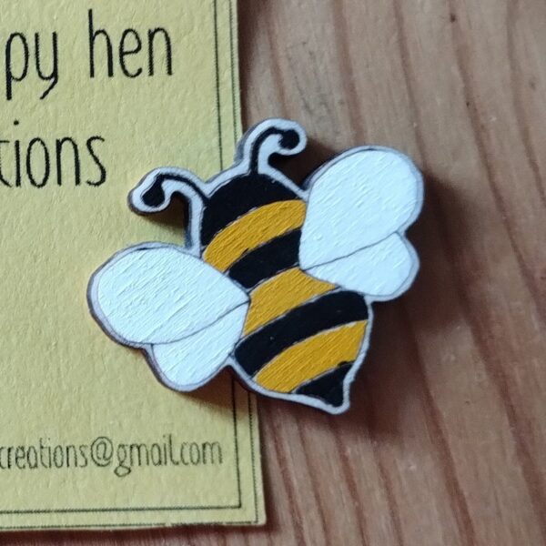Handmade bee badge | Laser engraved wood - product image 2
