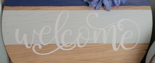 30cm Round Oak Hanging Door Sign – Blue Welcome - product image 3