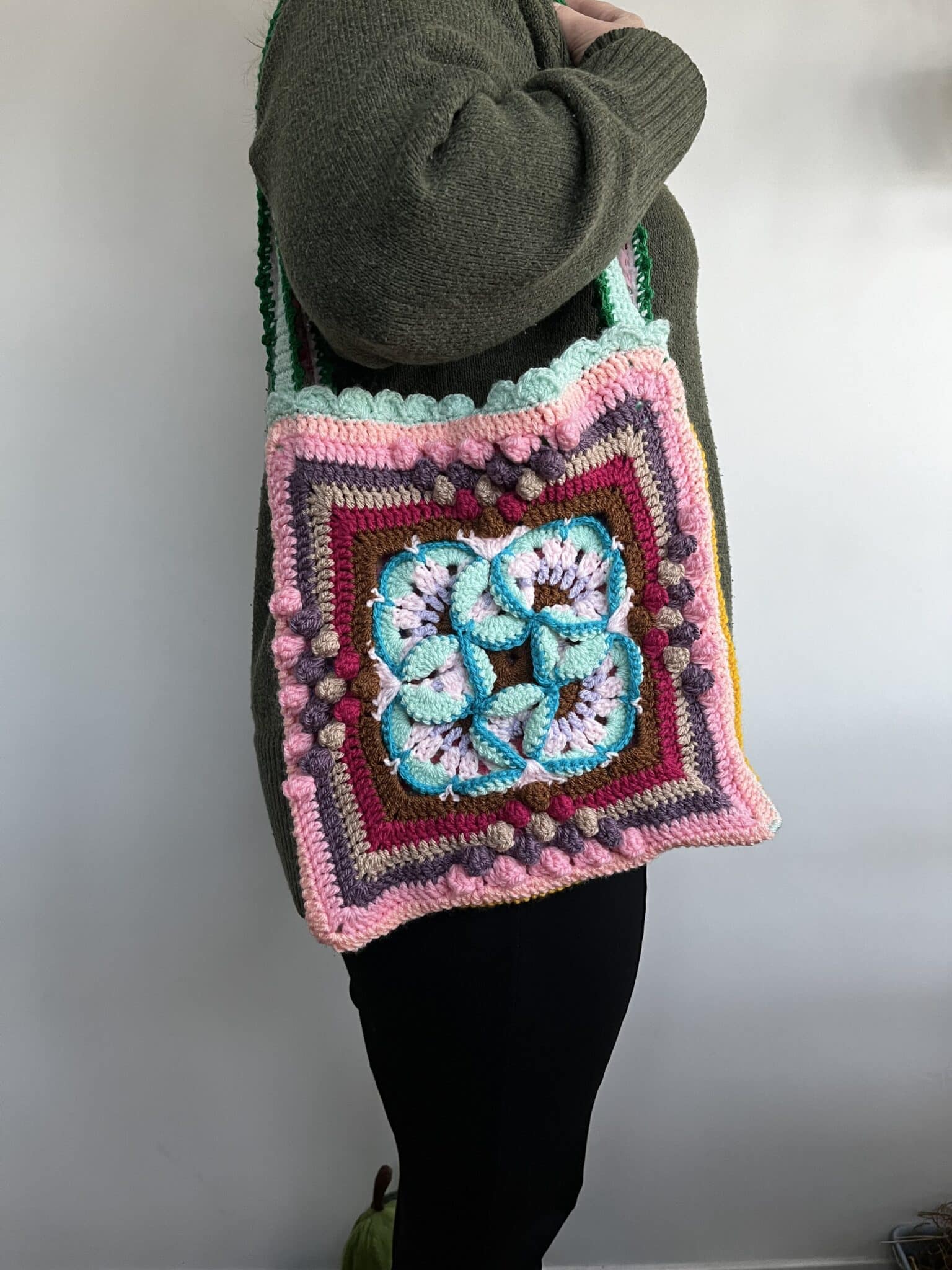 Crotchet Tote Bag - main product image