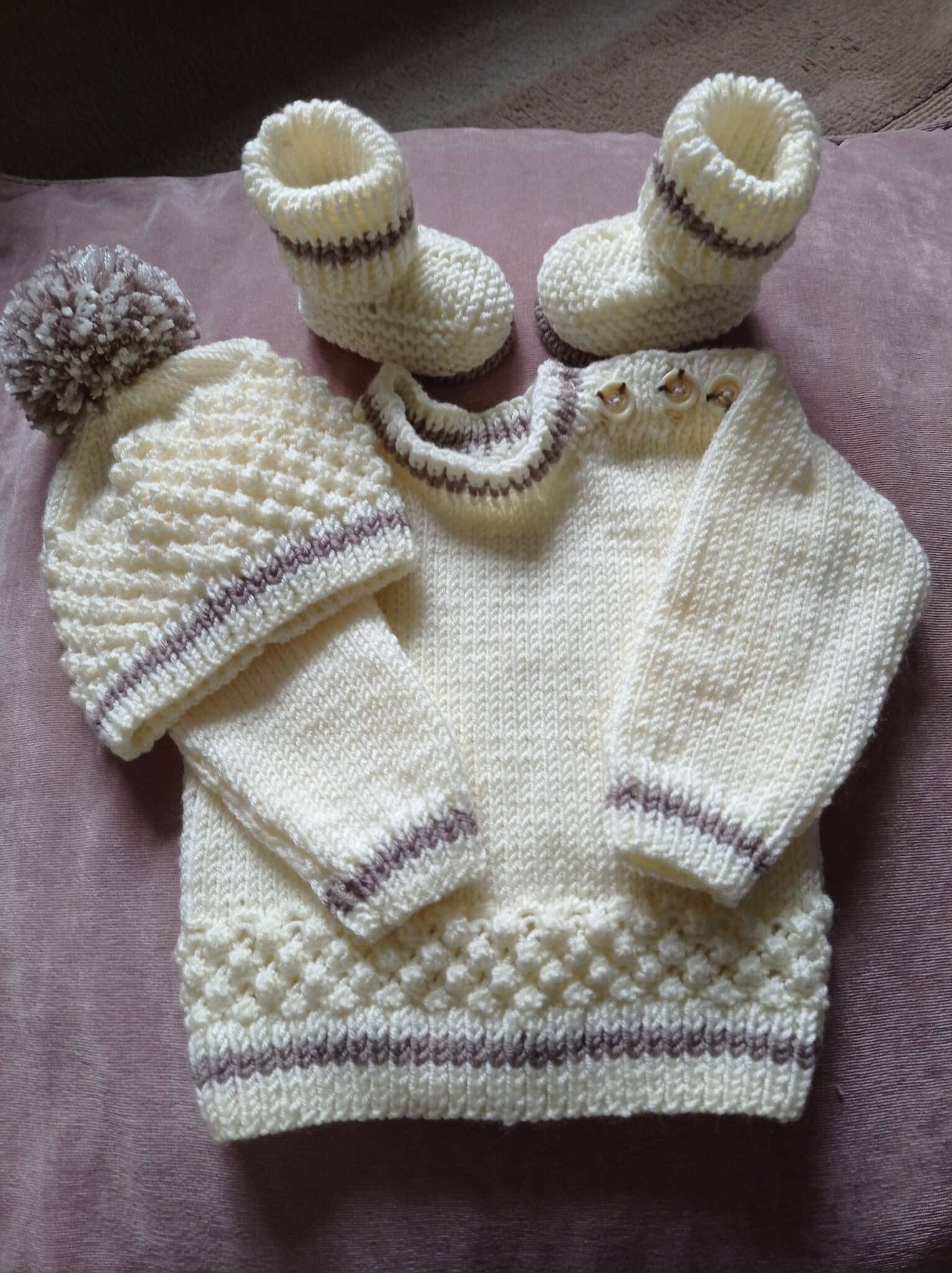 Unisex jumper, hat and boots - main product image