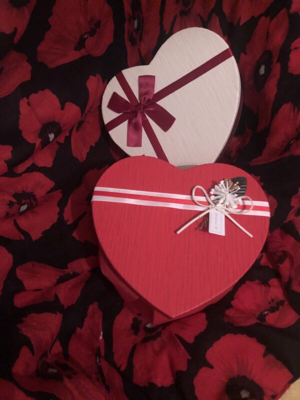 Valentine Blind Date Heart - product image 2