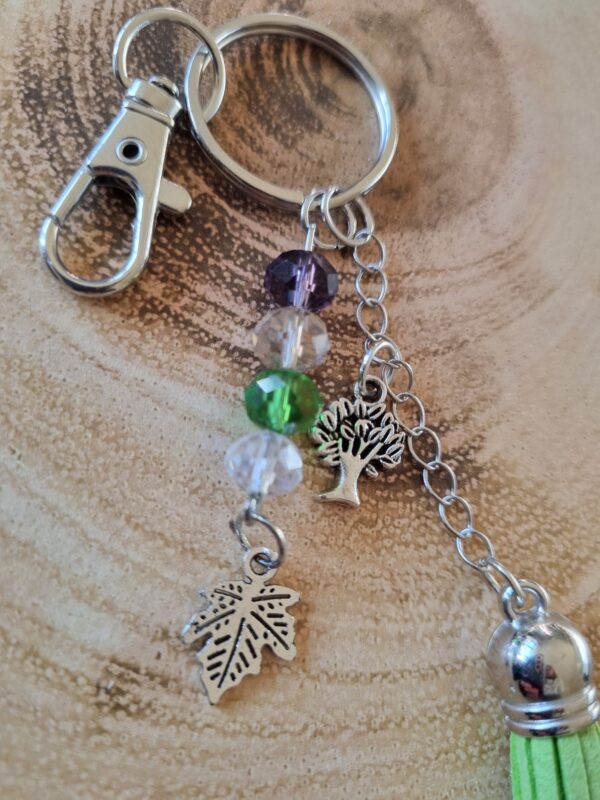 Beaded leaf bag charm/keyring - product image 2